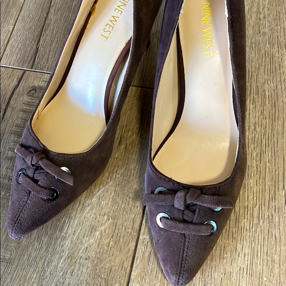 Nine west brown low heels